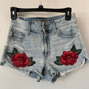 High-rise shorties American Eagle size 6